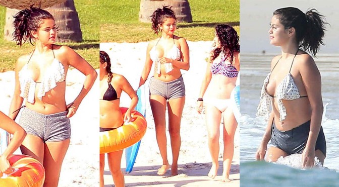 Selena Gomez – Bikini Candids in Mexico