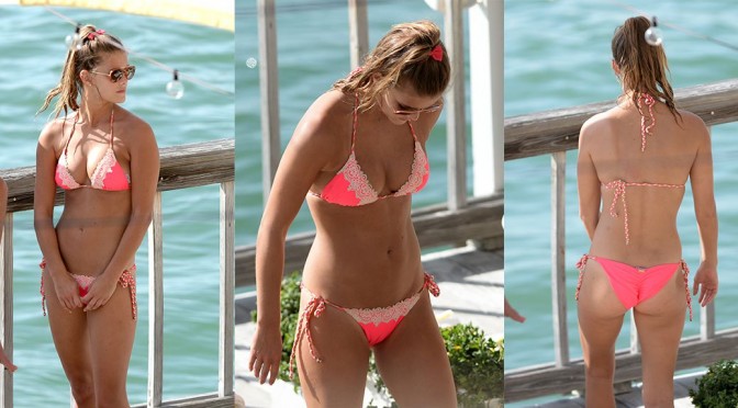 Nina Agdal – Bikini Candids in Miami
