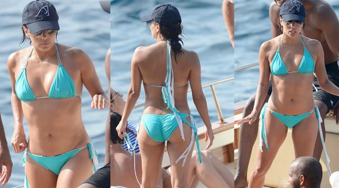 Eva Longoria – Bikini Candids in Capri