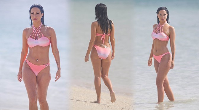 Tulisa Contostavlos – Bikini Candids in Dubai