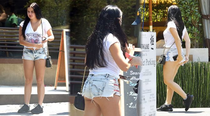 Ariel Winter – Leggy Candids in Studio City