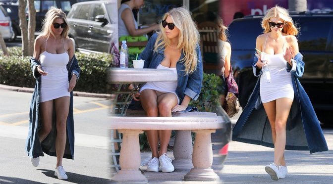 Charlotte McKinney – Pantyless Upskirt Candids in Malibu