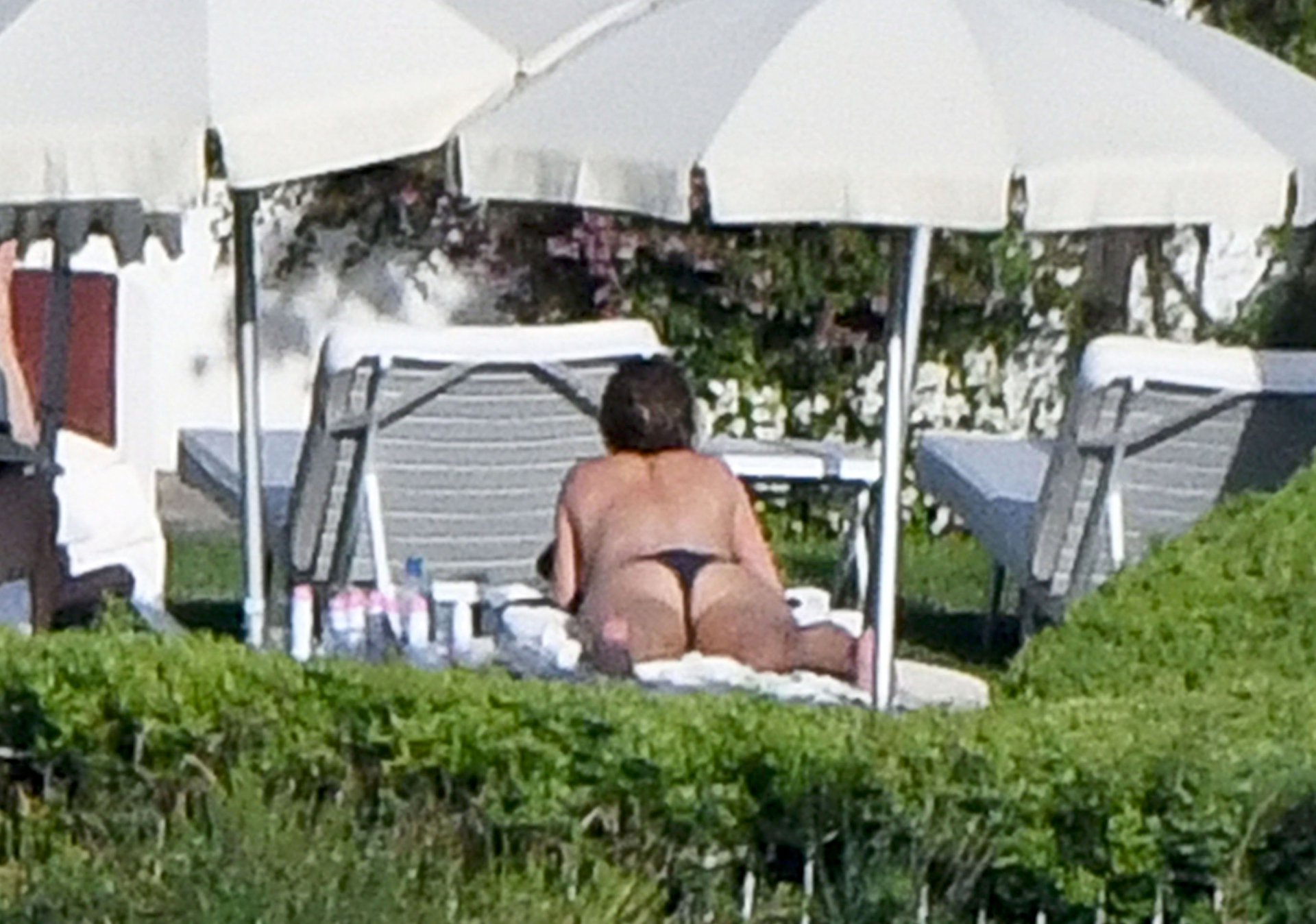 Jennifer Aniston's Banned Topless Pics