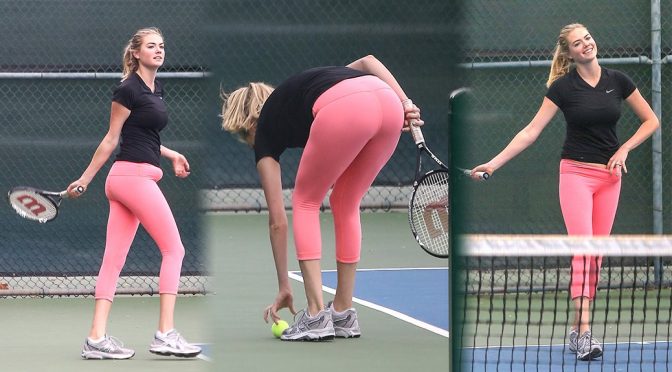 Kate Upton – Candids in Santa Monica