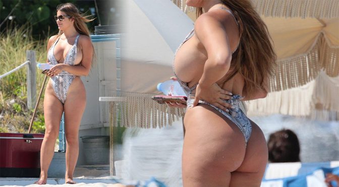 Anastasia Kvitko – Swimsuit Candids in Miami Beach