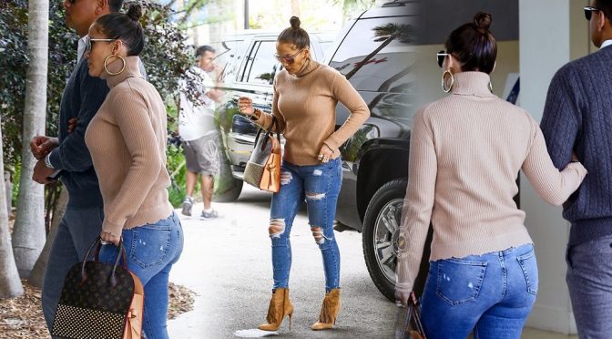Jennifer Lopez – Candids in Los Angeles