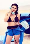Ariel Winter Refinery Bikini ()