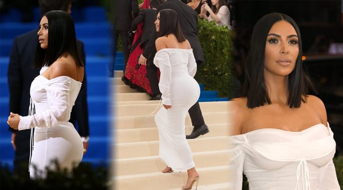 Kim Kardashian - 2017 MET Costume Institute Gala at The Metropolitan Museum of Art in NYC