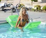 Bianca Gascoigne Bikini Ibiza ()