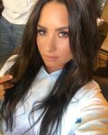 Demi Lovato Sexy Selife