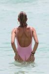 Hailey Baldwin Swimsuit