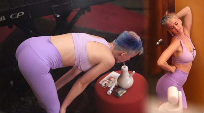 Katy Perry Gym Boobs