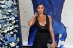 Lais Ribeiro Fragrance Awards Boobs