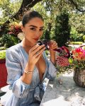 Olivia Culpo Braless Cleavage