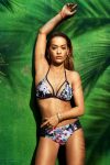 Rita Ora Tezenis Bikini ()