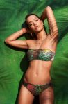 Rita Ora Tezenis Bikini ()