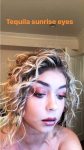 Sarah Hyland Selfie
