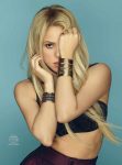 Shakira Cosmo ()