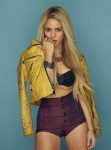 Shakira Cosmo ()