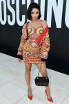 Vanessa Hudgens Sexy Legs