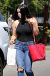 Ariel Winter Busty Braless