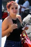 Ariel Winter Busty Braless