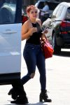 Ariel Winter Busty Braless