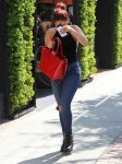 Ariel Winter Busty Braless