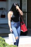 Ariel Winter Busty Braless