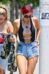 Bella Thonre Legs Braless