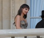 Emily Ratajkowski Cleavage Boobs