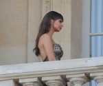 Emily Ratajkowski Cleavage Boobs