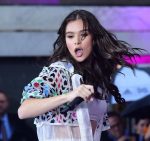 Hailee Steinfeld