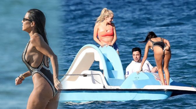 Kourtney Kardashian – Swimsuit Candids in St. Tropez
