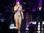 Mariah Carey Boobs