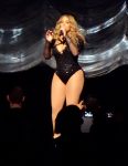 Mariah Carey Boobs
