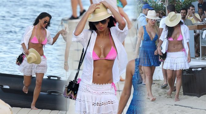 Nicole Scherzinger Boobs Bikini