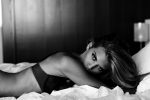 Annalynne Mccord Lingerie ()