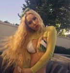 Iggy Azalea Boobs