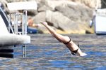 Kate Moss Bikini Topless ()