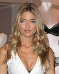 Martha Hunt Sexy