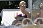 Michelle Hunziker Bikini ()
