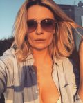 Mischa Barton Cleavage