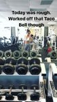 Sarah Hyland Gym