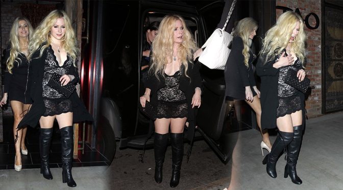 Avril Lavigne at Warwick Night Club in Los Angeles