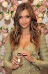 Josephine Skriver Elsa Hosk ()