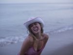 Miley Cyrus Cleavage