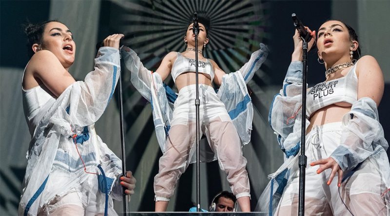Charli XCX – Performs Live in Orlando