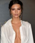 Emily Ratajkowski