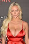 Lindsey Pelas